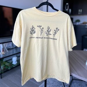 Treat People With Kindness Graphic Tee Medium